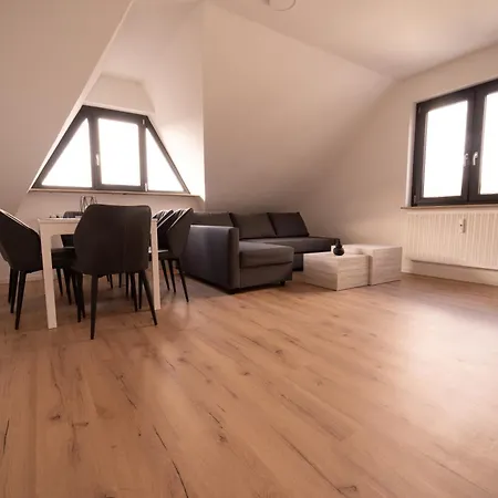 Mit Ladesaeule * קאסל